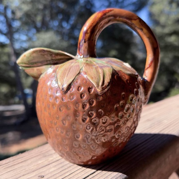 Vintage Strawberry Pitcher Majolica Style Pottery 6" - Picture 3 of 13